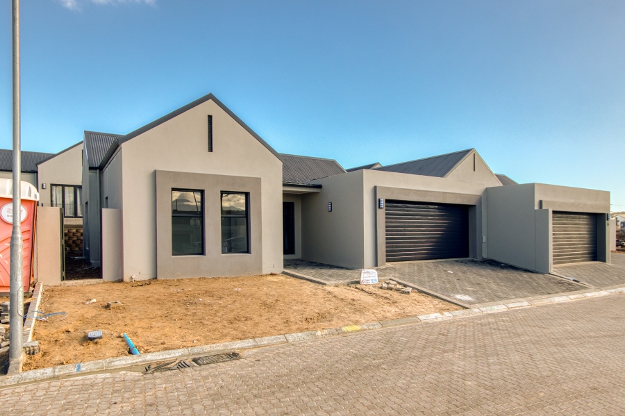 3 Bedroom Property for Sale in Aan de Wijnlanden Western Cape